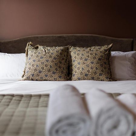 The Silk Rooms, At The Freemasons Inn นัตส์ฟอร์ด ภายนอก รูปภาพ