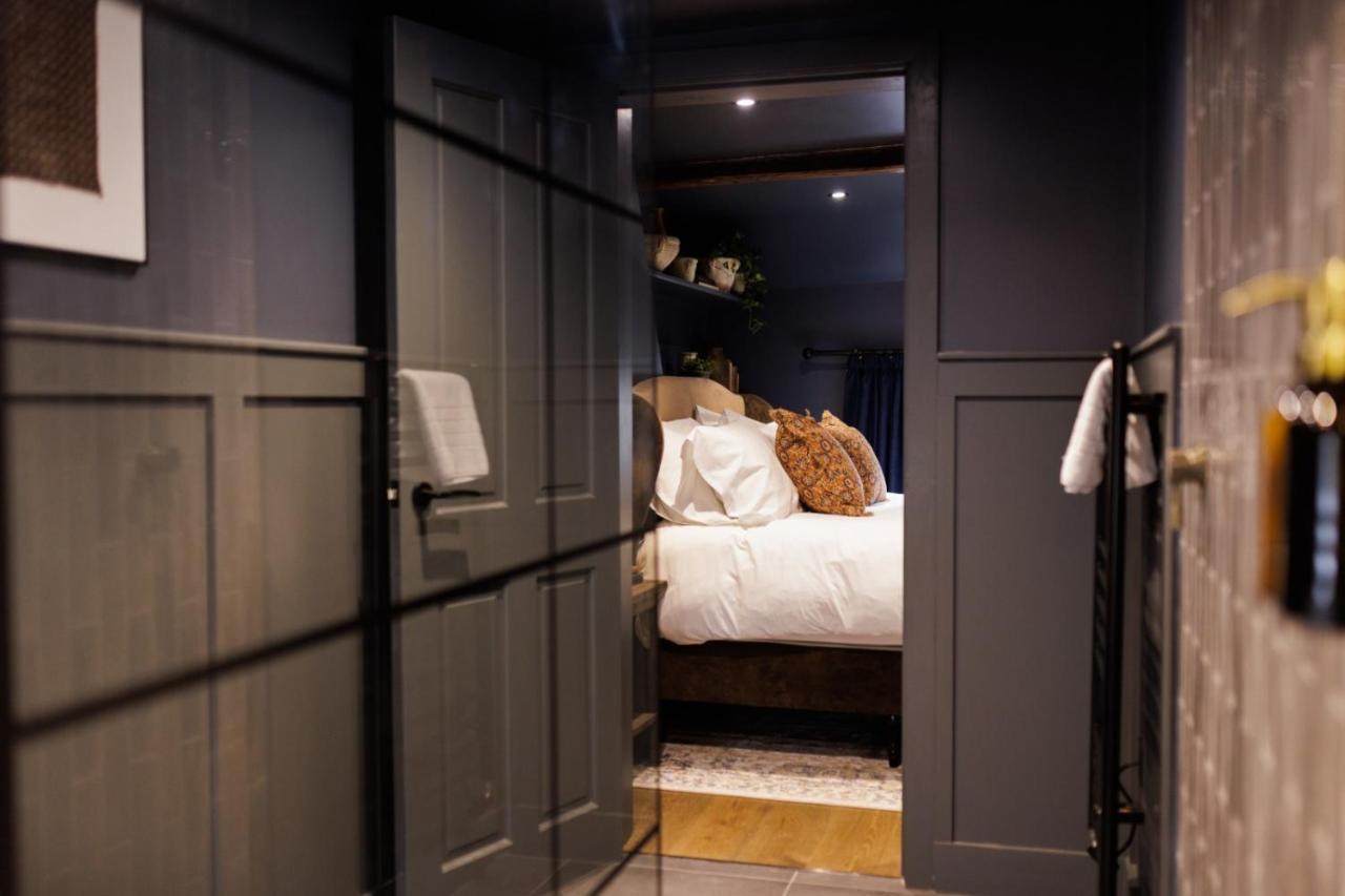 The Silk Rooms, At The Freemasons Inn นัตส์ฟอร์ด ภายนอก รูปภาพ